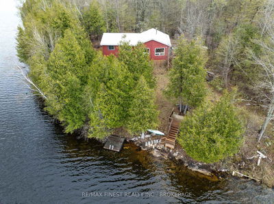 1407 St Andrews Lake Lane, Godfrey - Frontenac Centre