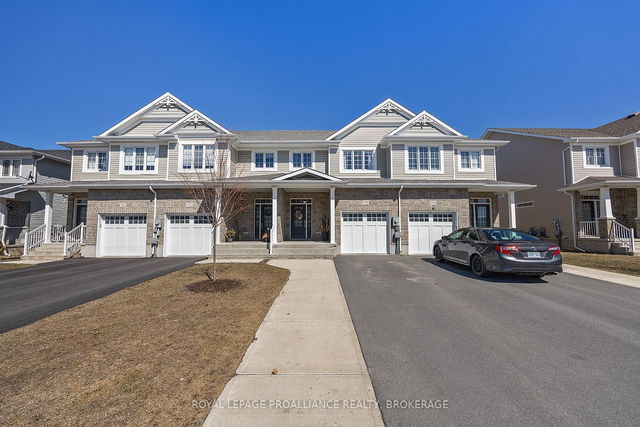 1550 Davenport Crescent