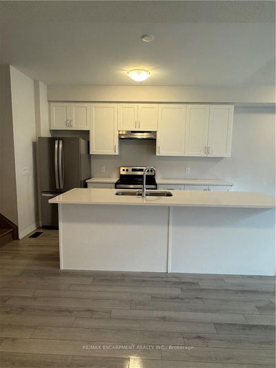 Unit 910 — 585 COLBORNE St, Brantford -  image-0-4