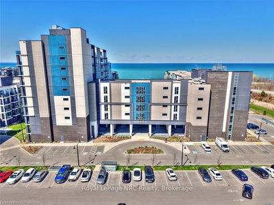 Unit 443 — 16 Concord Pl, Grimsby - Grimsby Beach image-0-1