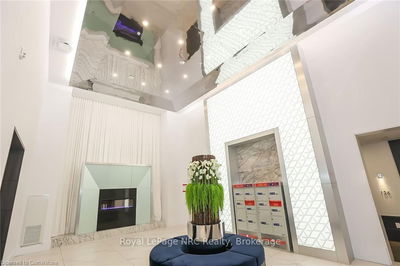 Unit 443 — 16 Concord Pl, Grimsby - Grimsby Beach image-0-2