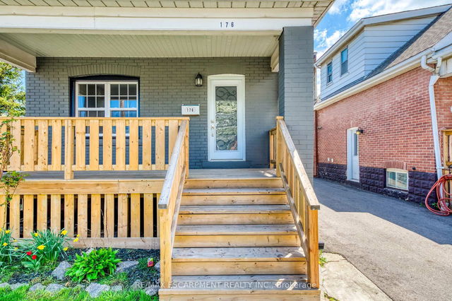 176 Garside Avenue