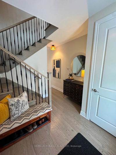 26 Windsor Circ, Niagara-on-the-Lake - Town image-0-3