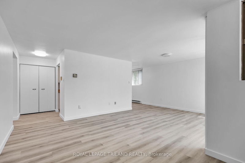 Room1