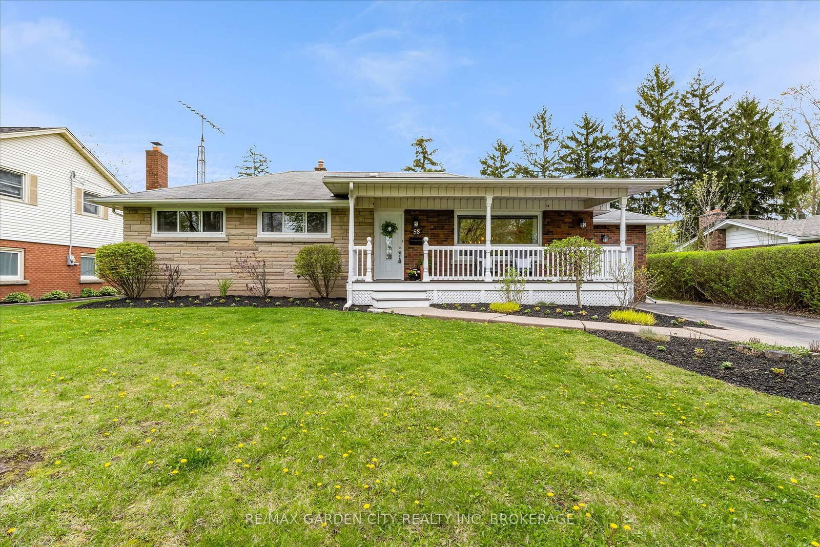 Detached House for sale at 58 Diffin Drive, Welland, Prince Charles, L3C 2K1 - MLS: X12134043