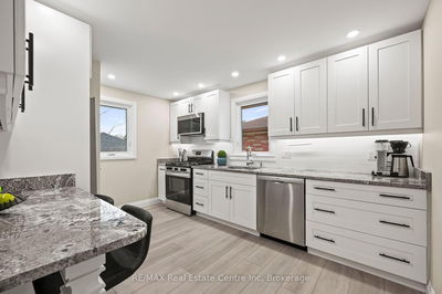 21 NORMANDY Dr, Guelph - St. George's image-0-2