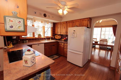 572 Round Lake Rd, Havelock-Belmont-Methuen - Belmont-Methuen image-0-4