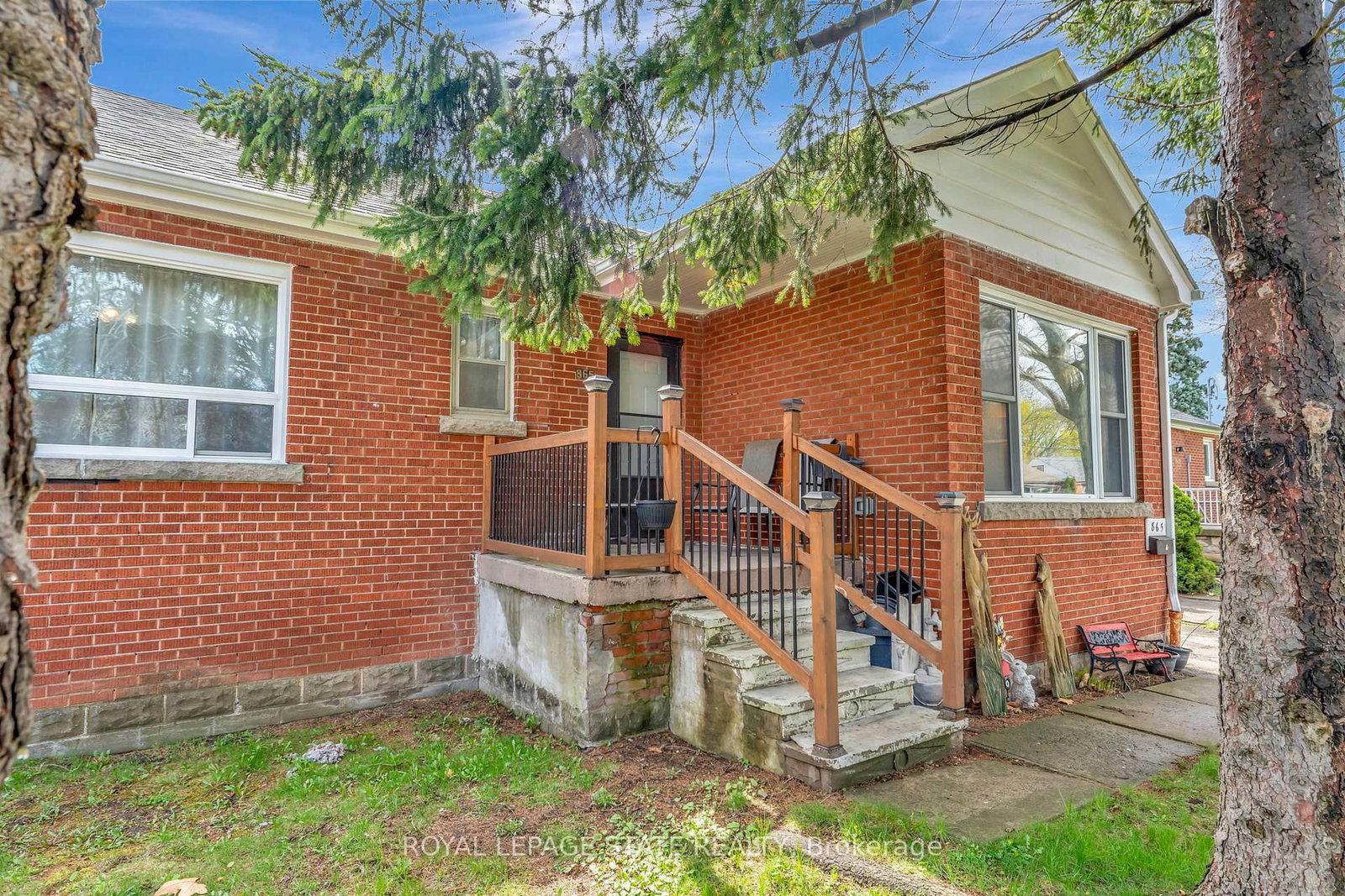 Listing photo 3