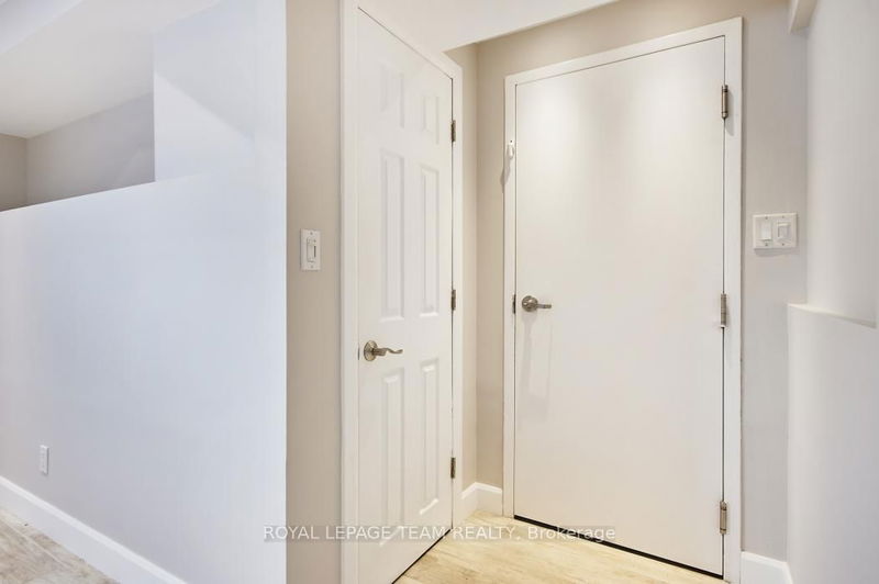 Room1