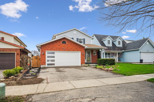 317 Bushview Crescent