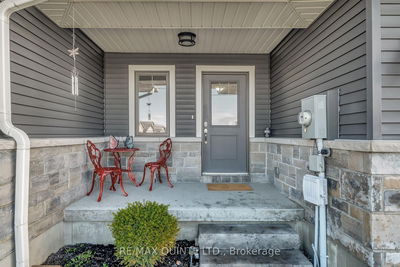 49 Sandhu Cres, Belleville - Belleville Ward image-0-3