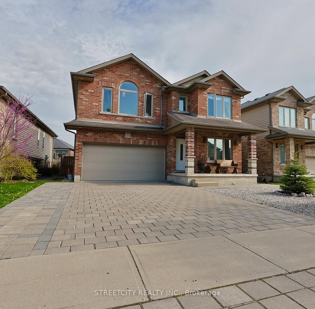 Detached House for sale at 124 Tanoak Drive, London North, North E, N6G 5R3 - MLS: X12134293