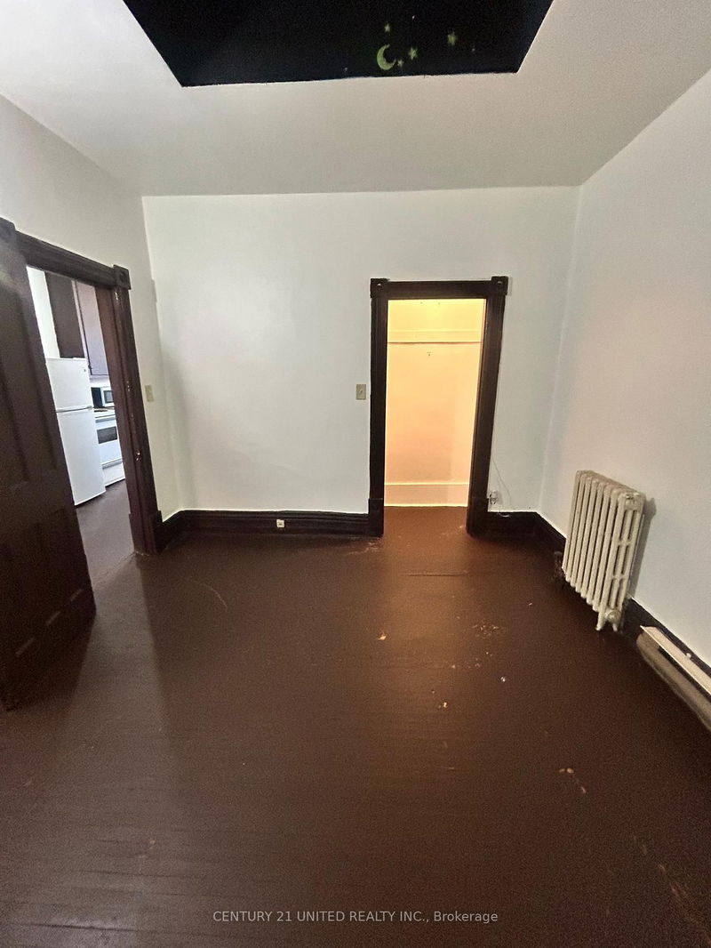Room1