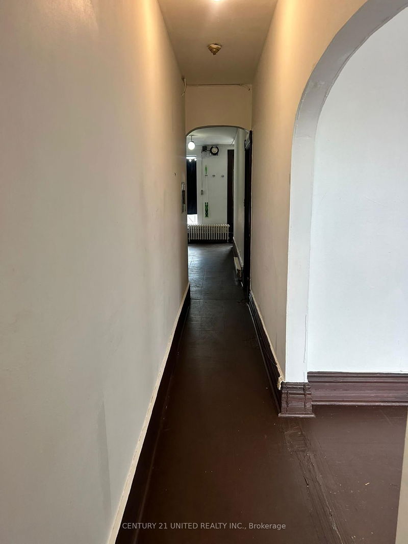 Room2