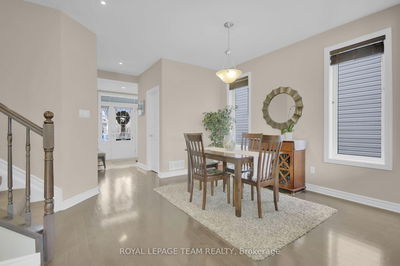 204 Piazza Circ, Ottawa - Barrhaven - Strandherd image-0-3