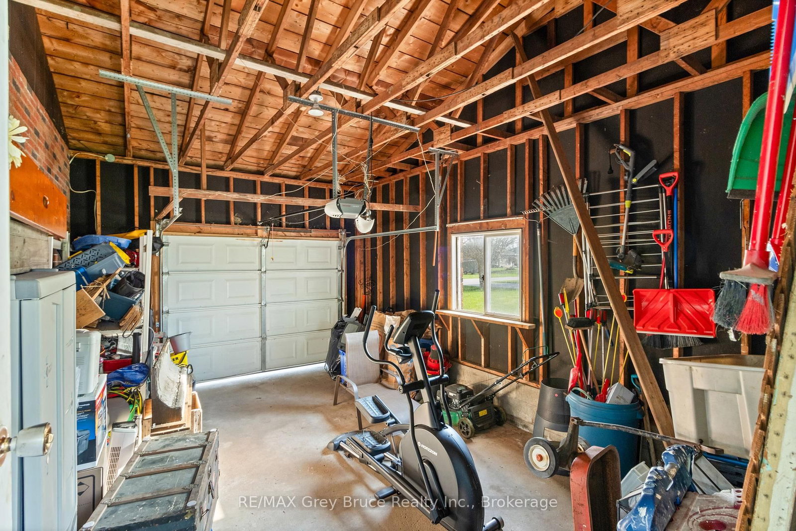 Listing Image 30