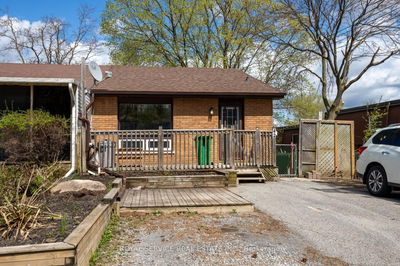 42 Alexander Ave, Peterborough West - 2 North image-0-1