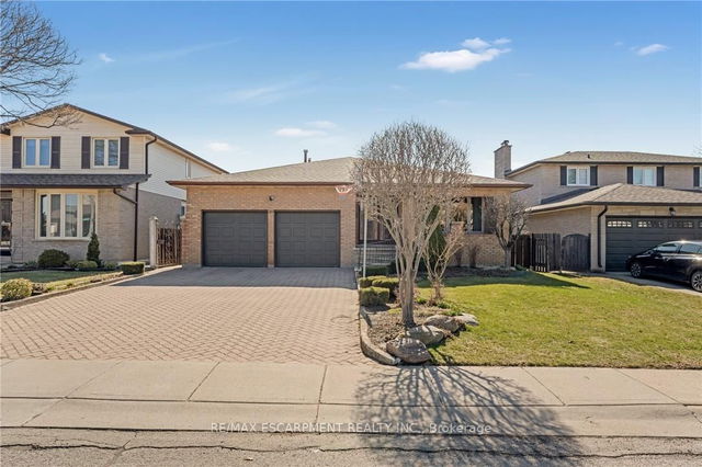 36 Skylark Drive