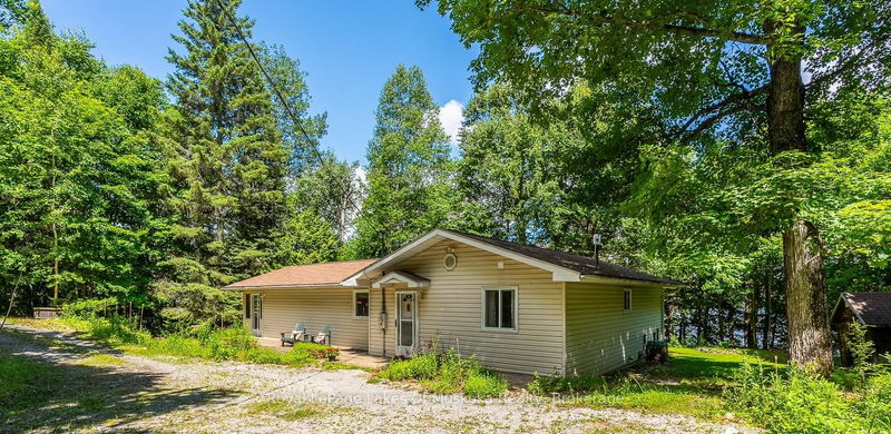 1096 FARMER HAYS Dr, Algonquin Highlands - McClintock image-0-0