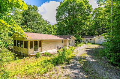 1096 FARMER HAYS Dr, Algonquin Highlands - McClintock image-0-1
