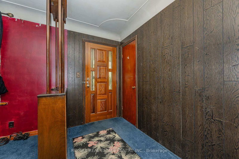 Room1