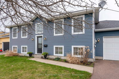 1083 Victoria St, Petawawa - Petawawa