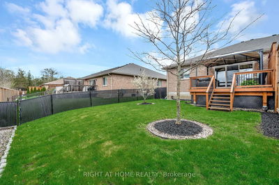 98 Spruce Gdns, Belleville - Belleville Ward image-0-1