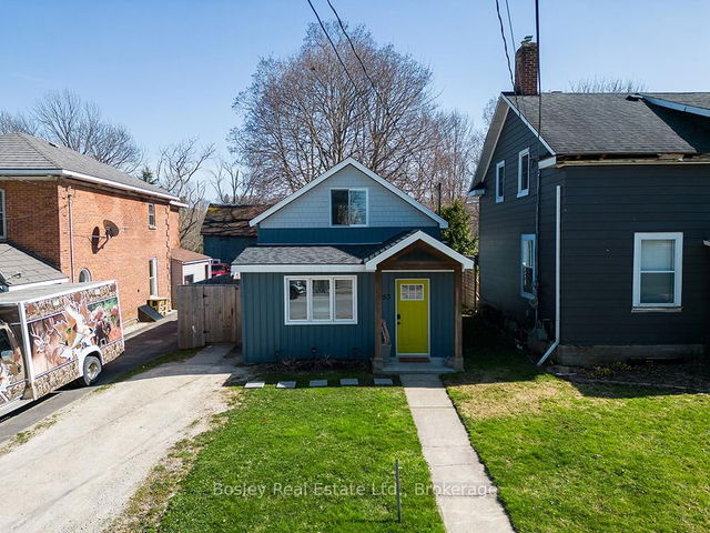 153 Trowbridge Street