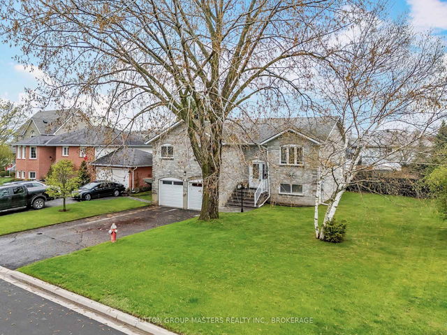 50 Davey Crescent
