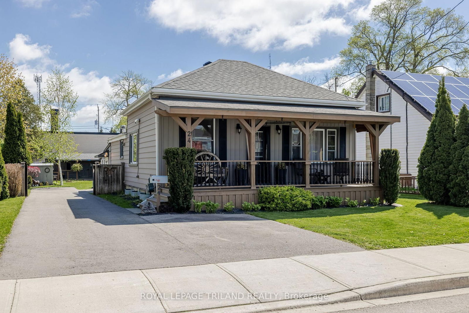 Detached House for sale at 24 Muir Street, London East, East M, N5W 4B7 - MLS: X12134901