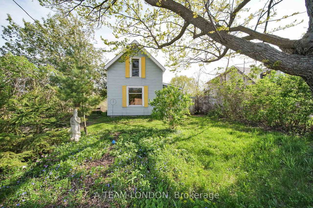 19 Norlan Avenue