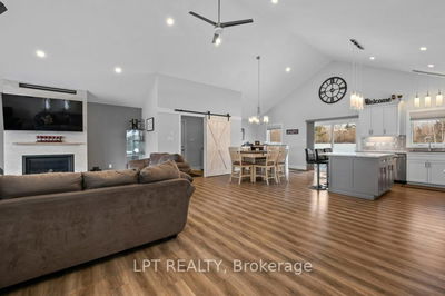 9517 County Road 42 Rd, Rideau Lakes - Rideau Lakes (North Crosby) Twp image-0-2
