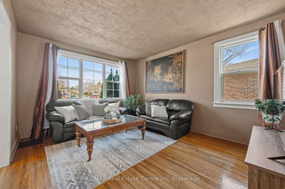 513 Speedvale Ave, Guelph - Victoria North image-0-2