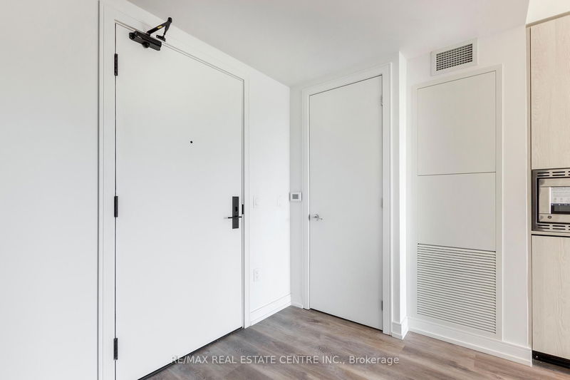 Room2