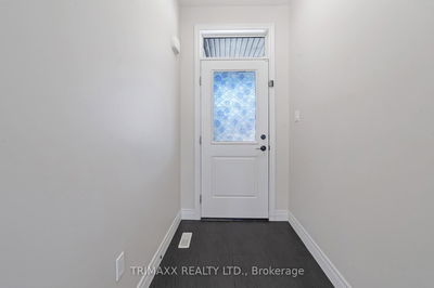 39 Loxleigh Lane, Woolwich -  image-0-3