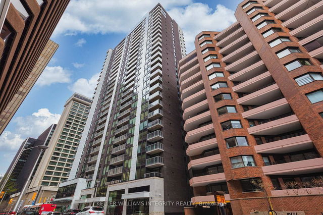 1409 - 340 Queen Street
