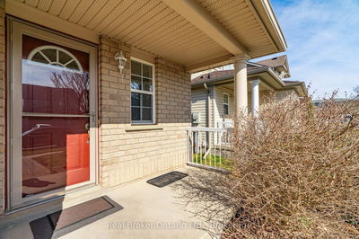 26 Sinclair St, Guelph - Pineridge/Westminster Woods image-0-4