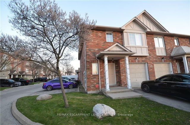 5 - 876 GOLF LINKS Road