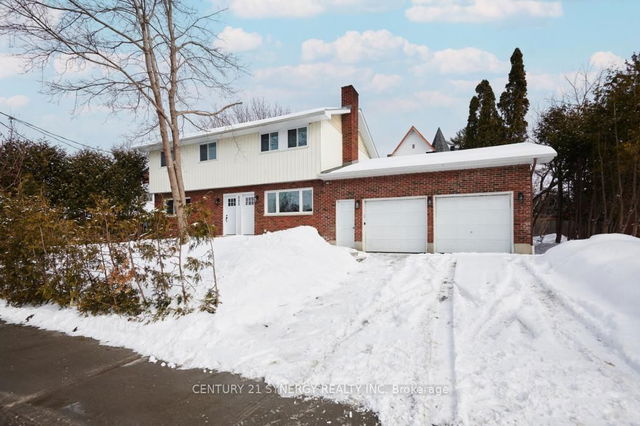 3 - 555 Churchill Avenue