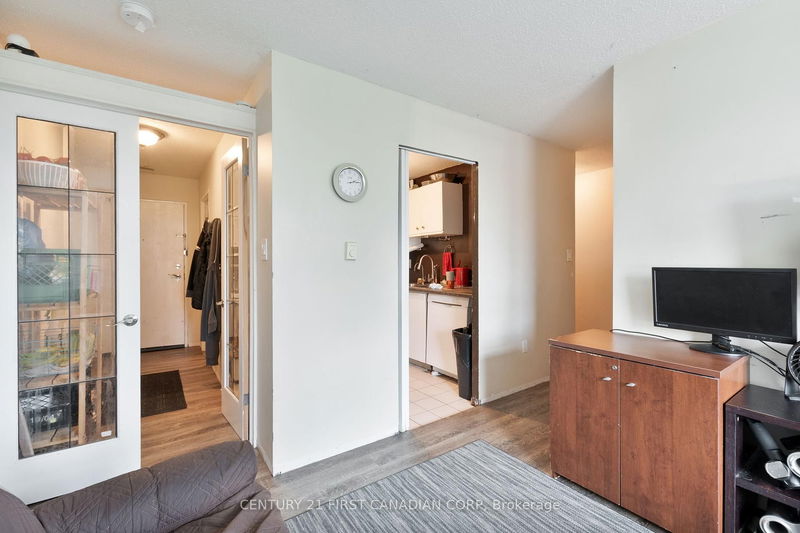 Room2