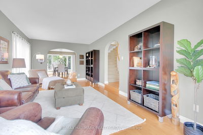 20 Arbuckle Cres, Ottawa - Manordale image-0-3