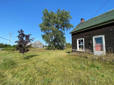 1677 County 8 Rd, Prince Edward County - North Marysburg Ward