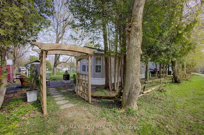 8 Maple, Wellington North - Mount Forest