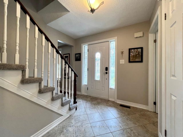 8 Meadowbrook Lane