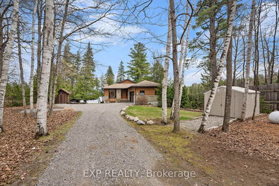 544 Lakeshore Rd, White Lake - Lanark Highlands (Darling) Twp image-0-1