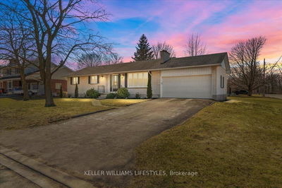 20 PARK Lane, Lambton Shores - Forest image-0-1