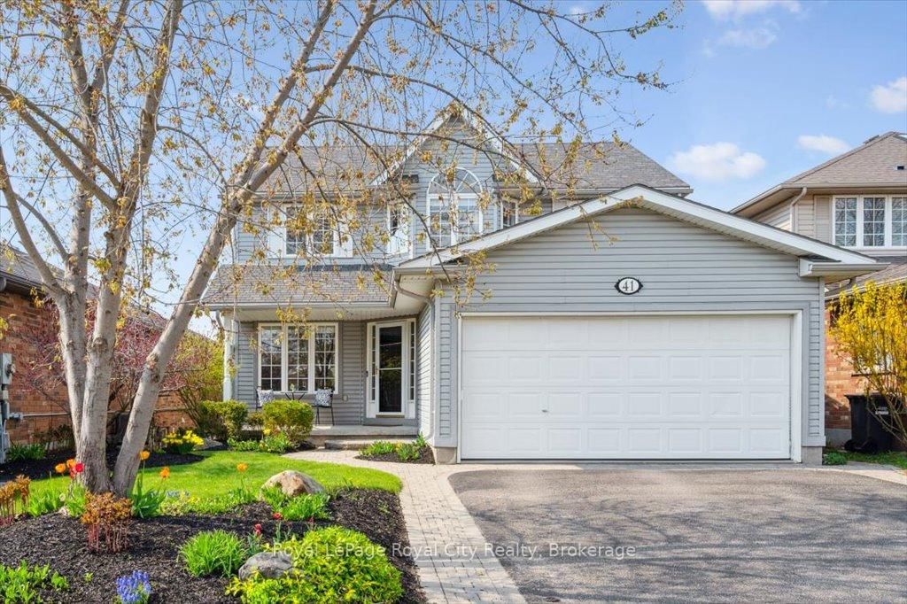 Detached House for sale at 41 Munroe Crescent, Guelph, Clairfields/Hanlon Business Park, N1G 5E5 - MLS: X12136307