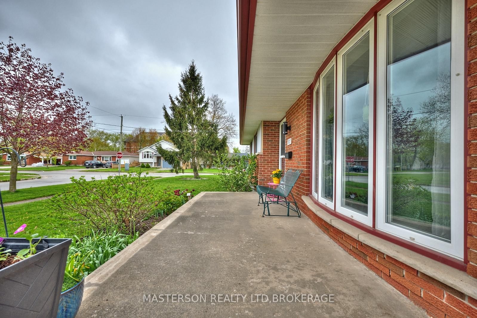 Listing photo 5
