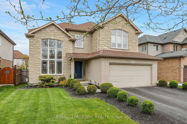 34 Agincourt Crescent