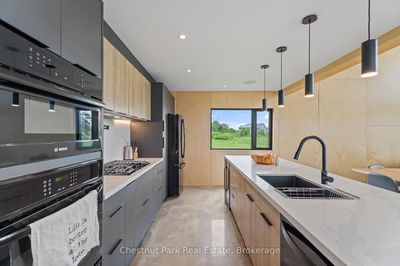 1594 Doe Lake Rd, Gravenhurst - Muskoka (S) image-0-4